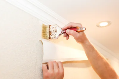 Pose de papier peint à Raslay — revêtements muraux et toiles de verre